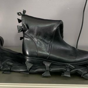 Italian soft leather boots worn twice